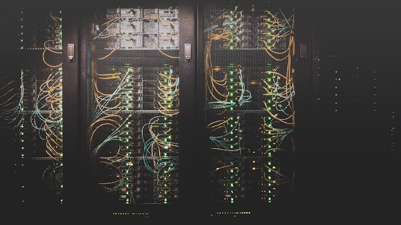 高可用计算机系统机房基础设施与云服务运维